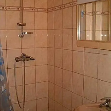 Ferienwohnung Mit Pool Direkt Am See 2 Appartamento