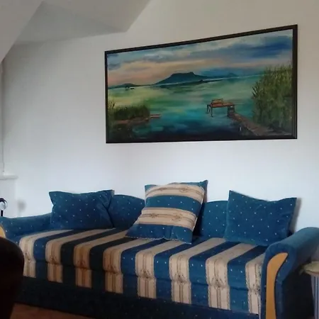Ferienwohnung Mit Pool Direkt Am See 2 *