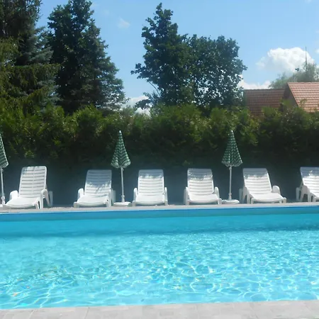 Ferienwohnung Mit Pool Direkt Am See 2 Balatonmáriafürdő